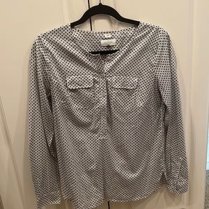Loft "The Softened Shirt" Button Top with Black and White Print Size XS